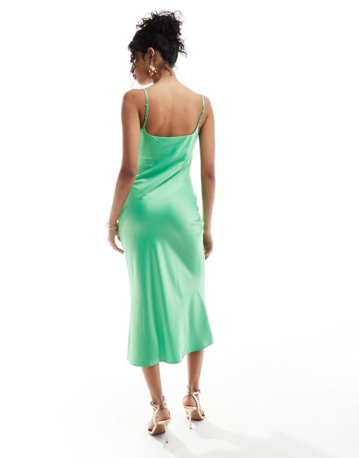 ASOS DESIGN – Maxikleid in leuchtendem Grün mit asymmetrischem 