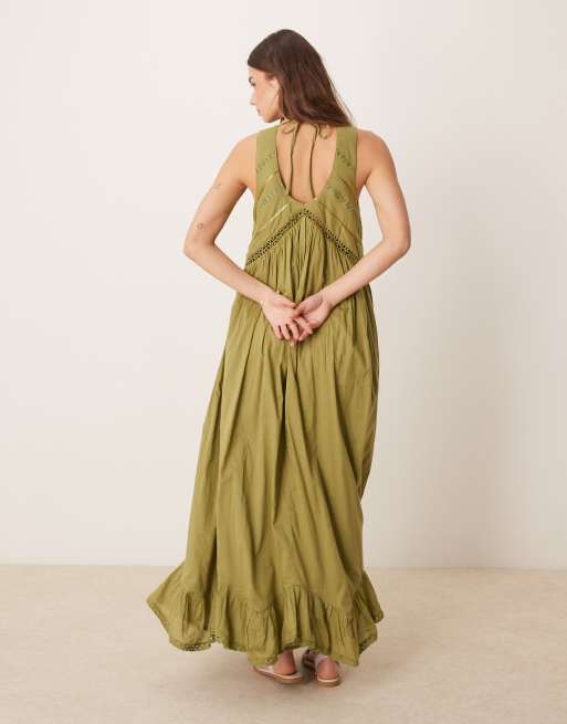 ASOS DESIGN – Maxikleid in Olivgrün mit Zipfelsaum und U-Ausschnitt, 2 von 4