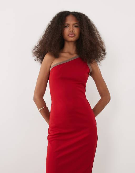 ASOS DESIGN – Maxikleid in Rot mit One-Shoulder-Träger und Seitenschlitz, 2 von 4