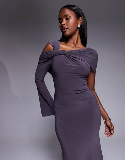 ASOS DESIGN – Maxikleid in Schiefergrau mit verdrehtem Detail und einem Ärmel, 3 von 4
