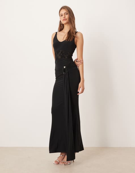 ASOS DESIGN – Maxikleid in Schwarz mit U-Ausschnitt, Spitzeneinsatz und drapierten Details - view 1