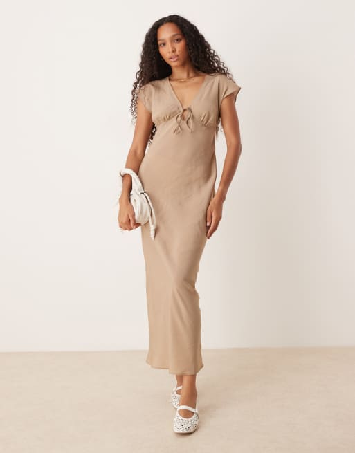 ASOS DESIGN – Maxikleid in Steinbeige mit Schrägschnitt, 2 von 4