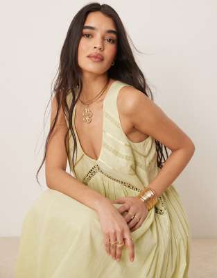 ASOS DESIGN - Maxikleid in verwaschenem Limettengrün mit Zipfelsaum und U-Ausschnitt