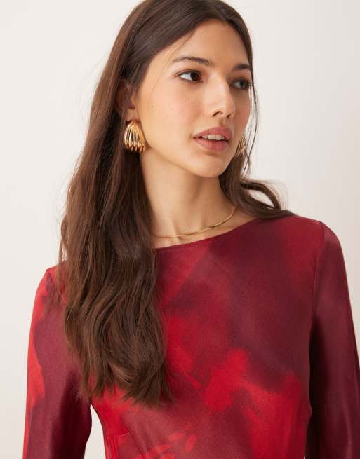 ASOS DESIGN – Maxikleid mit Engelsärmeln und Blumenprint, 3 von 4