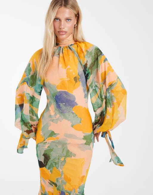 ASOS DESIGN Maxikleid mit hohem Kragen und Godet-Saum in grünem Blumenmuster, 2 von 4