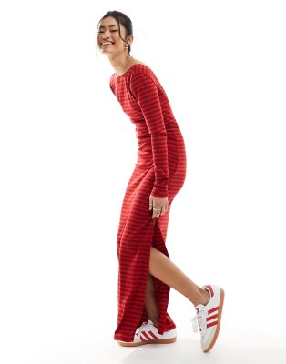 ASOS DESIGN - Maxikleid mit tiefem Rückenausschnitt hinten und Streifen in Rot