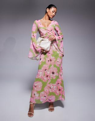 ASOS DESIGN - Maxikleid mit V-Ausschnitt, geraffter Vorderseite und rosa Blumenmuster-Bunt