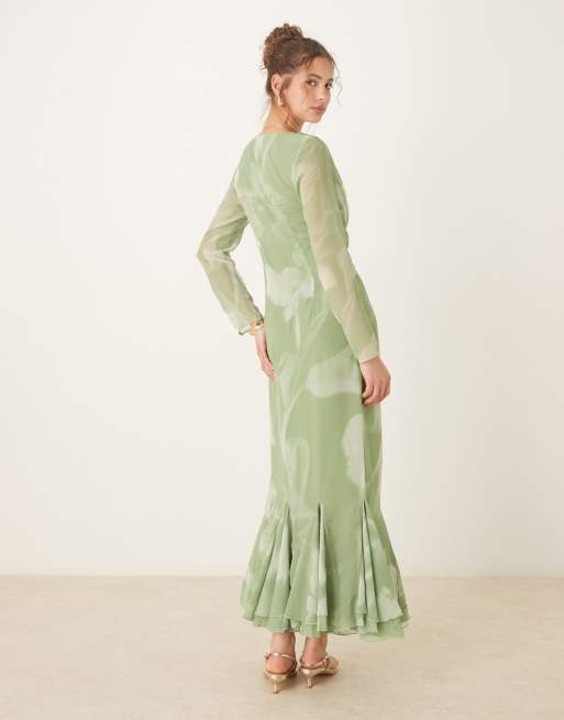 ASOS DESIGN – Maxikleid mit verschwommenem Blumenmuster in Grün, V-Ausschnitt und Godet-Saum, 3 von 4