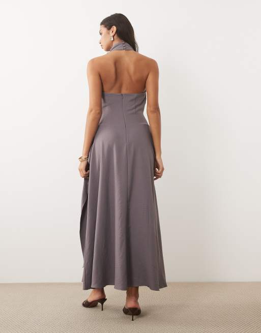 ASOS DESIGN Maxikleid mit Wasserfallausschnitt und doppelter Lage in Anthrazit, 2 von 4