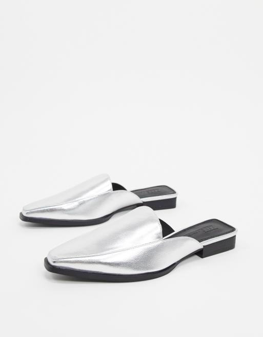 Flat hot sale silver mules