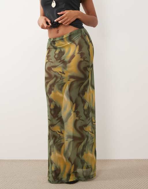 ASOS DESIGN – Maxirock aus transparentem Netzstoff in Grün mit abstraktem Muster, 2 von 5