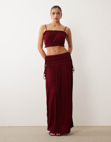 ASOS DESIGN – Maxirock in Beerenrot mit Knitterstruktur und gesmoktem Bund, Kombiteil - view 1