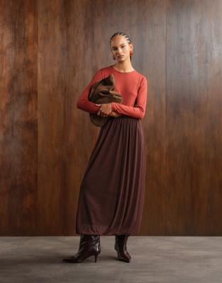 ASOS DESIGN - Maxirock in Feigenbraun mit Ballonsaum-Lila