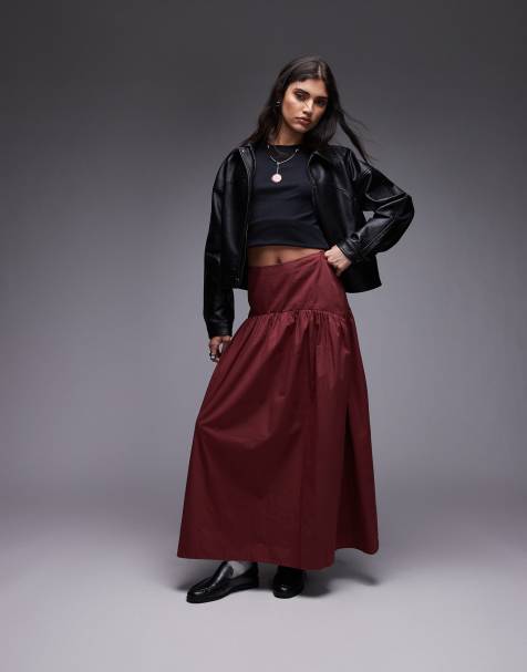 ASOS DESIGN – Maxirock in Kirschrot mit tiefer Taille - view 1