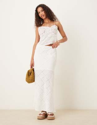 ASOS DESIGN – Maxirock in Weiß mit Patchwork-Design - view 1