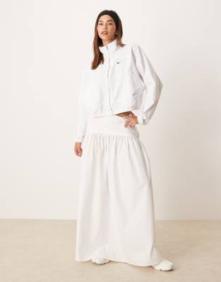 ASOS DESIGN - Maxirock in Weiß mit tiefer Taille