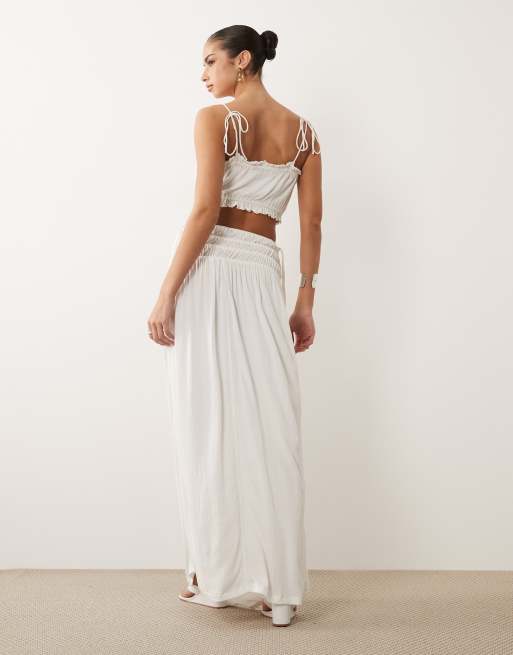 ASOS DESIGN - Maxirok van kreukelstof met gesmokte tailleband in wit, deel van co-ord set, 4 van 5