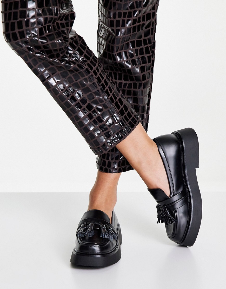 ASOS DESIGN Maxwell chunky tassle loafers in black
