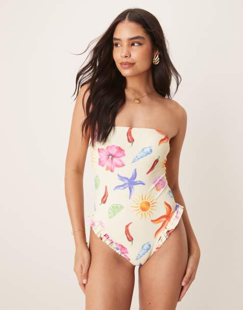 ASOS DESIGN – May – Trägerloser Badeanzug mit Muschelprint und Rüschensaum - view 1