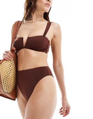 ASOS DESIGN - Maya - Mix & Match - Bikinihose in Schokobraun mit hohem Beinausschnitt und hoher Taille-Brown