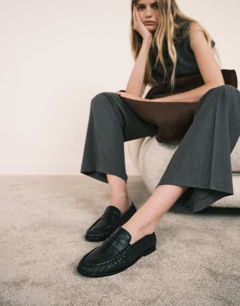ASOS DESIGN – Mayfair – Hochwertige Loafer aus Leder in Schwarz mit Raffung - view 1