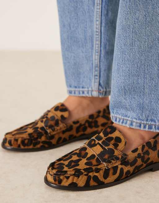 ASOS DESIGN – Mayfair – Hochwertige Loafer mit Leopardenmuster und Raffung, 3 von 4
