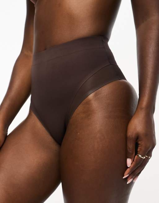 ASOS DESIGN - Medium corrigerende en vorm gevende slip van mesh met hoge taille in bruin