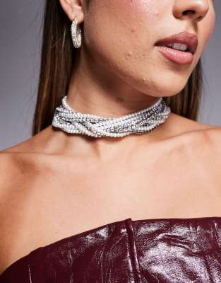 ASOS DESIGN - Mehrreihige Choker-Halskette in Silber mit Kunstperlen- und Kristall-Design