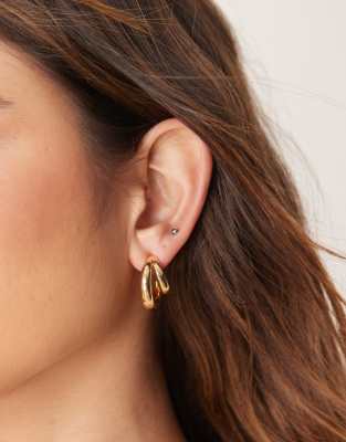 ASOS DESIGN - Mehrreihige Creolen mit 14-Karat-Vergoldung-Goldfarben