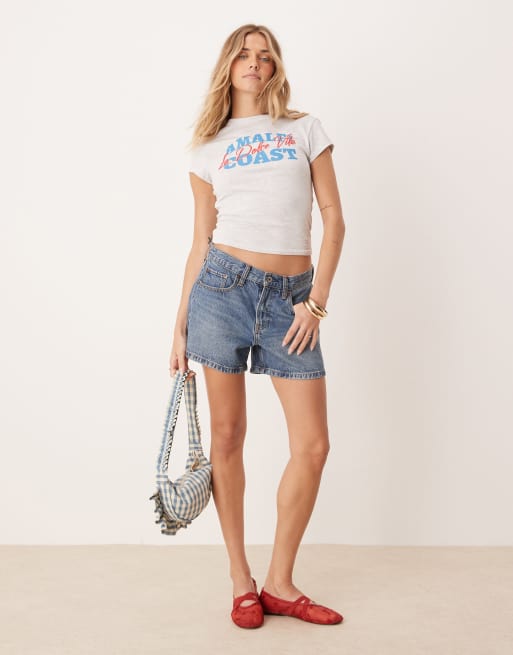 ASOS DESIGN - Meleret lysegrå baby-T-shirt med 'Amalfi'-print, 3 af 4