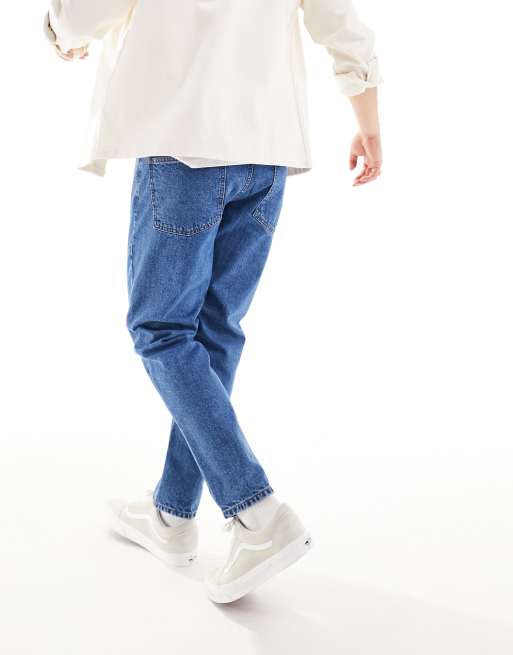 ASOS DESIGN – Mellanblå, avsmalnande jeans , 3 av 5