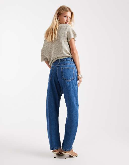 ASOS DESIGN – Mellanblå, smala jeans med barrelben , 2 av 5