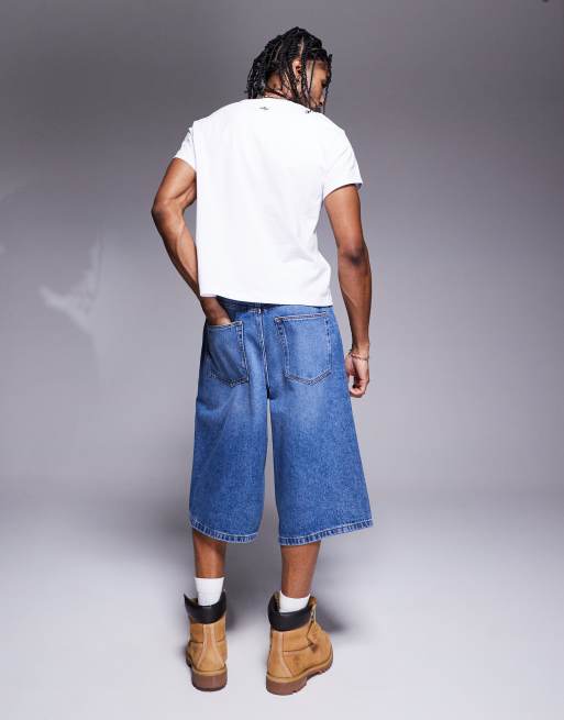 ASOS DESIGN – Mellanblå, tvättade jeansjorts i längre modell, 2 av 5