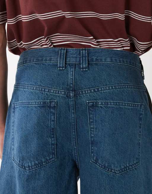 ASOS DESIGN – Mellanblå, tvättade jeansshorts med ledig passform och veck , 4 av 5