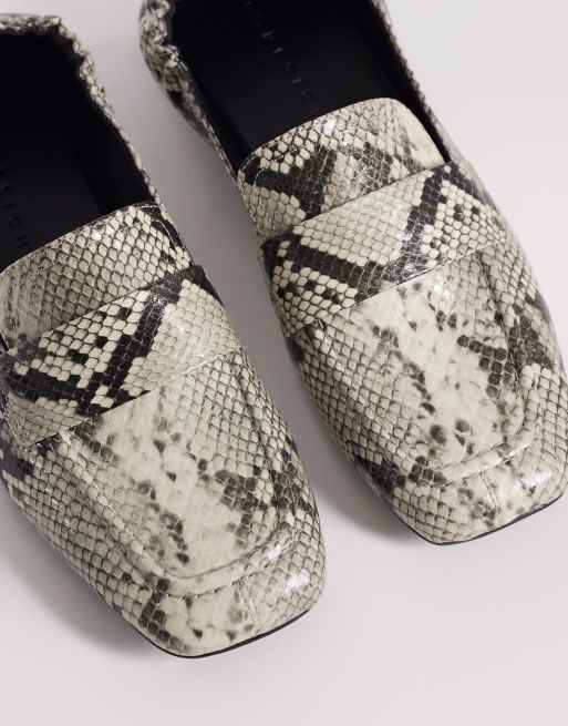 ASOS DESIGN – Melody – Ormskinnsmönstrade, mjuka loafers med fyrkantig tå, 3 av 4
