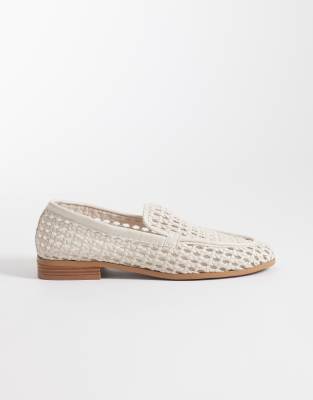  Melva woven clean round toe loafers in off white