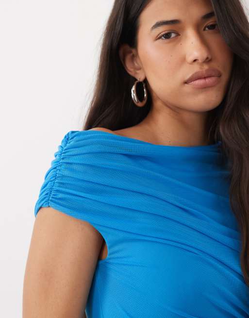 ASOS DESIGN mesh asymmetric neck off shoulder ruched maxi dress in turquoise, 3 of 4