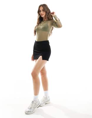 Thumbnail 4 of 4