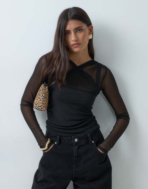 ASOS DESIGN mesh top met overslag en gedrapeerde details met lange mouwen in zwart, 4 van 5