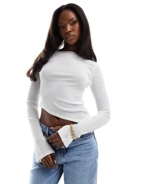 Ribbed Scoop Neck Long Sleeve Top in White