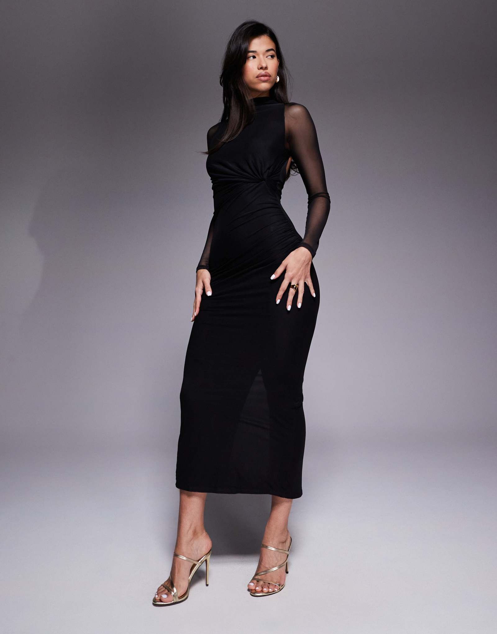 ДИЗАЙНЕРСКОЕ сетчатое макси-платье ASOS на бретелях с закручивающимся бюстом и завязывающимся сзади воротом черного цвета 