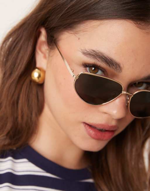 Brand New Shiny White Round Cat Eye Retro Sunglasses Gold Tone Flower Accent White & Gold Iconic Cat Eye Sunglasses – Loco Lindo main image 4