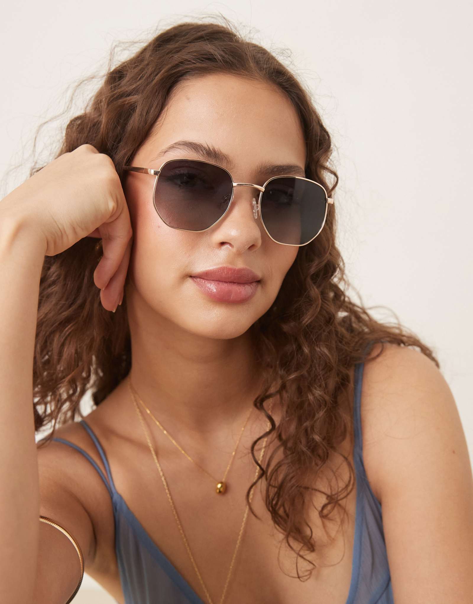 Солнцезащитные очки ASOS DESIGN metal hexagon с поляризованными линзами