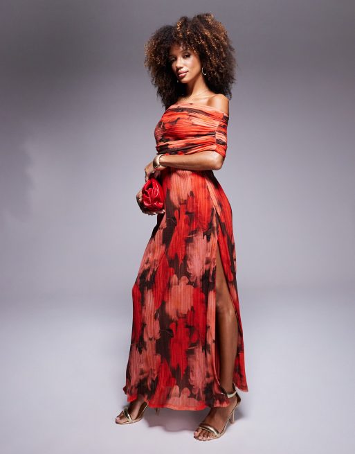 ASOS DESIGN – Metaliczna sukienka maxi z wywiniętym dekoltem bandeau we wzór róż