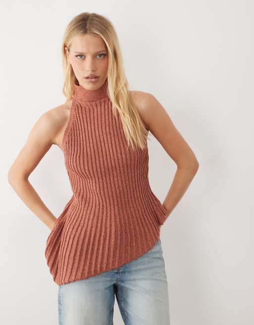 ASOS DESIGN - Metallic gebreide asymmetrische haltertop in rood, 3 van 4