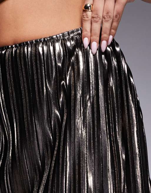 ASOS DESIGN - Metallisk guldfarvet mininederdel med plisseringer, 5 af 5