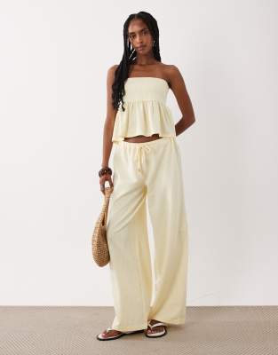 Широкие брюки ASOS DESIGN в мелкую полоску цвета баттермилк - часть комплекта buttermilk