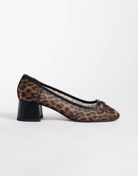 ASOS DESIGN Mid-Heels mit Schleifendetail und Blockabsatz in Leoparden-Mesh - view 1