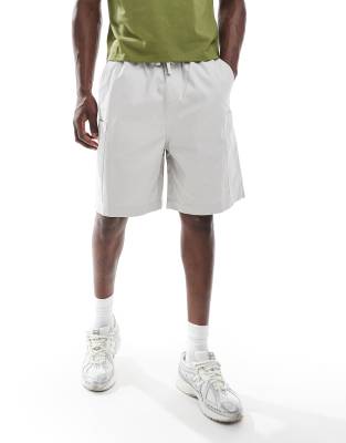 ASOS DESIGN ASOS DESIGN mid length cargo shorts with patch detail in stone-Grey