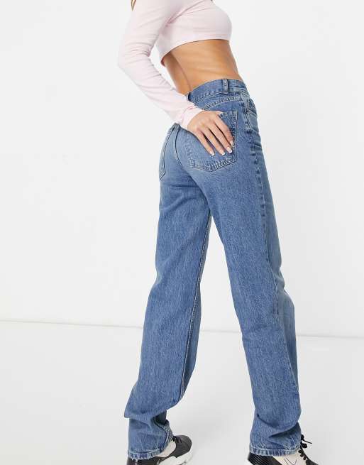 ASOS DESIGN mid rise 90s straight leg jeans in midwash MBLUE